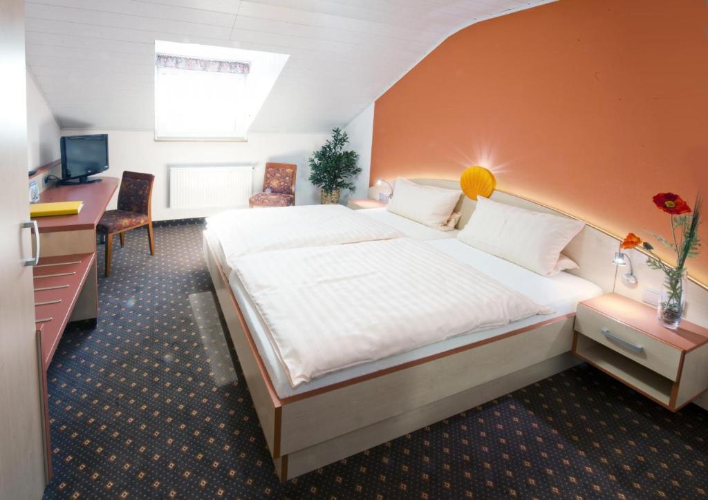 Hotel Sonnental Neusorg 部屋 写真