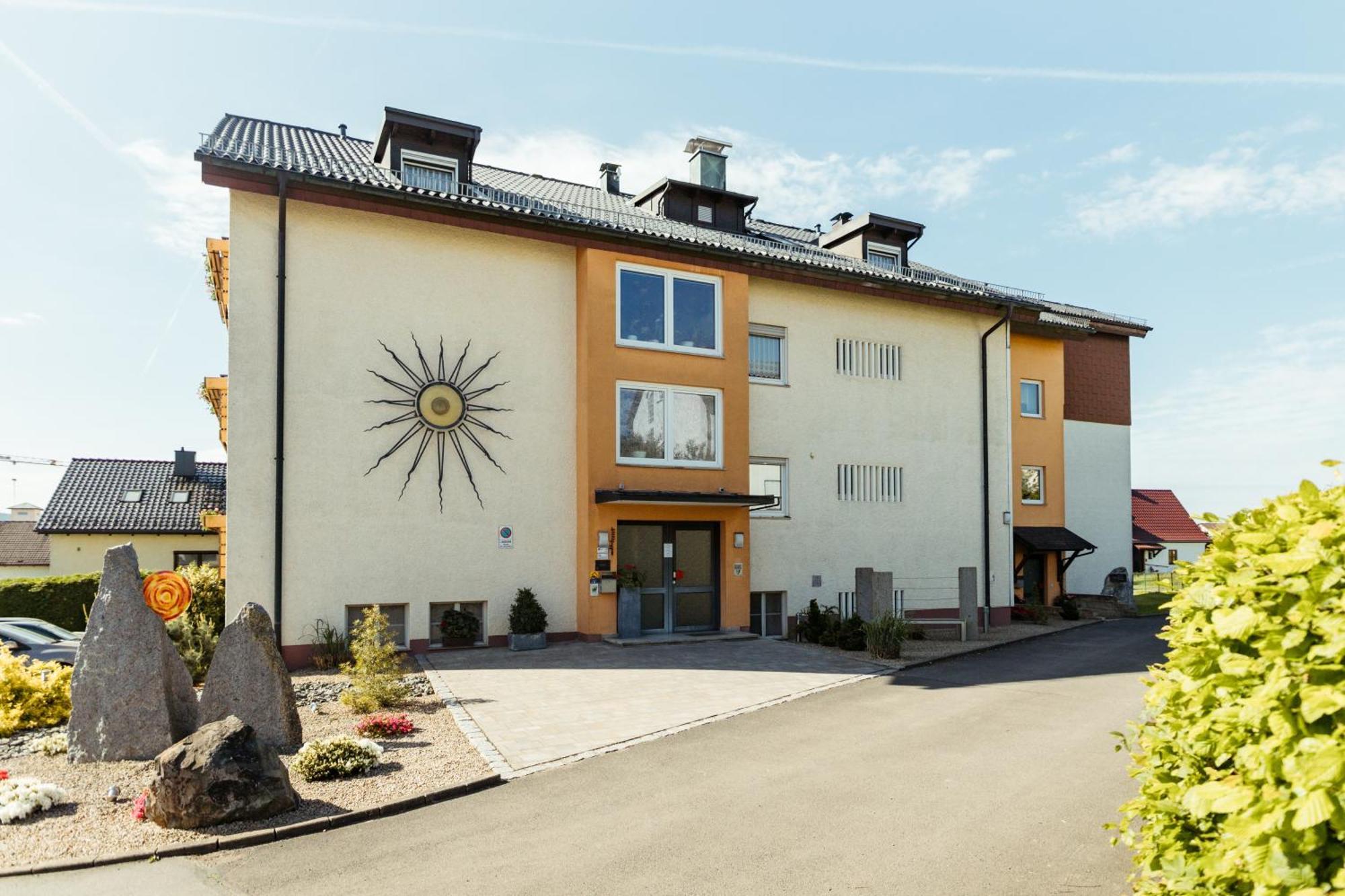 Hotel Sonnental Neusorg エクステリア 写真