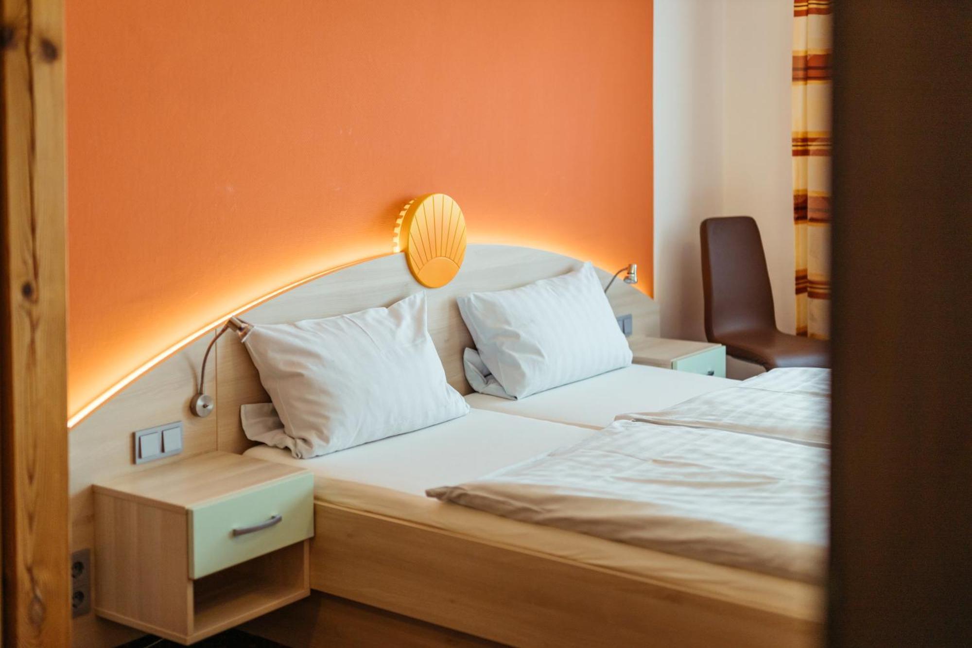 Hotel Sonnental Neusorg エクステリア 写真