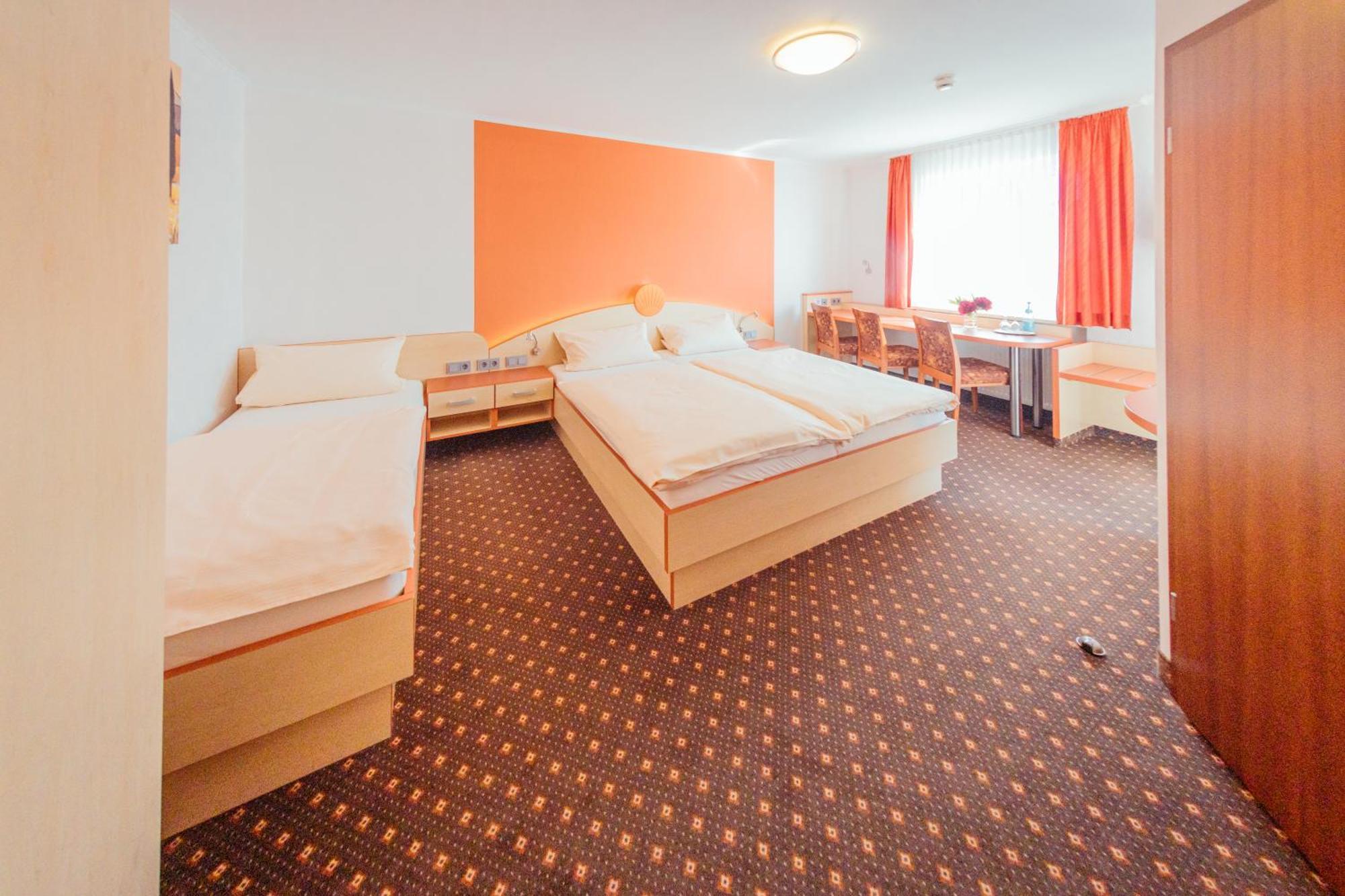 Hotel Sonnental Neusorg エクステリア 写真