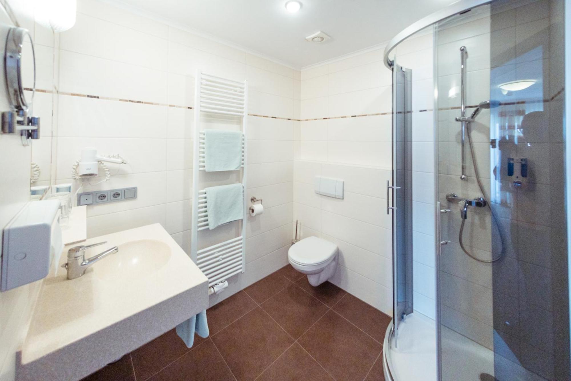 Hotel Sonnental Neusorg エクステリア 写真