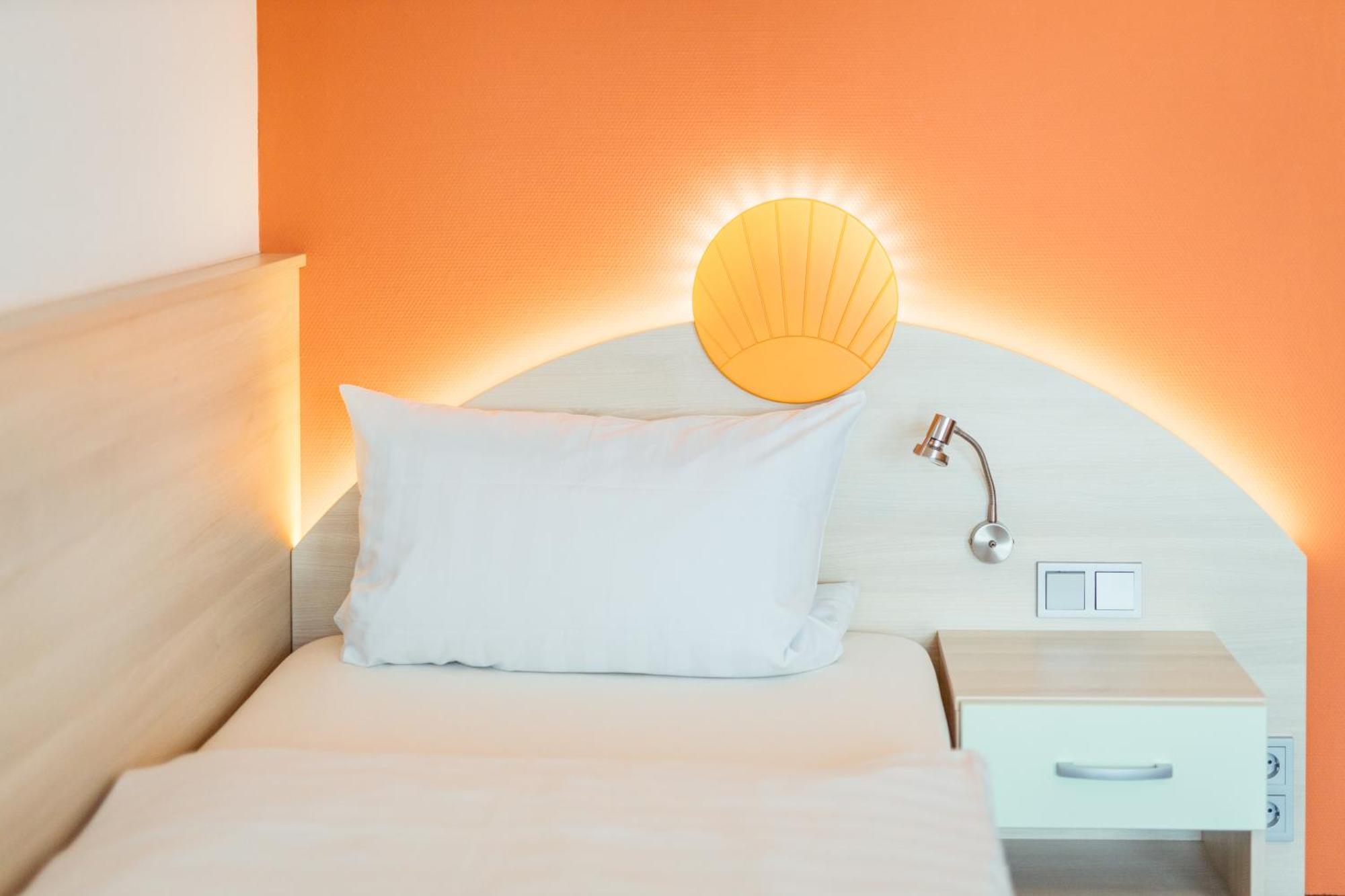Hotel Sonnental Neusorg エクステリア 写真